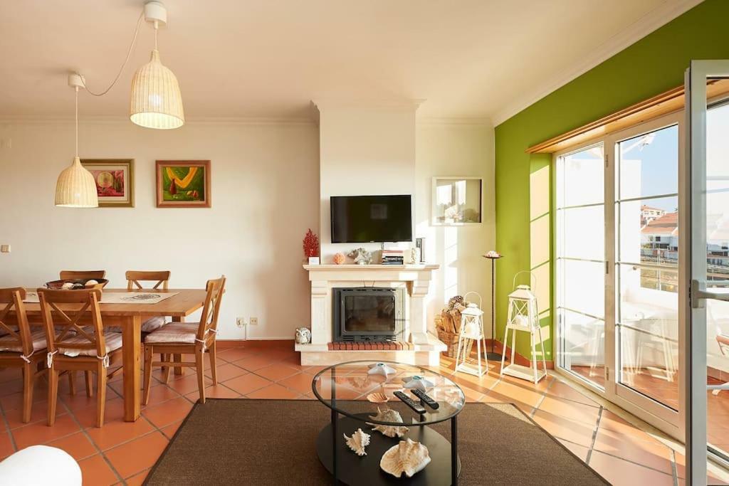 אריסרייה Coral Villa מראה חיצוני תמונה